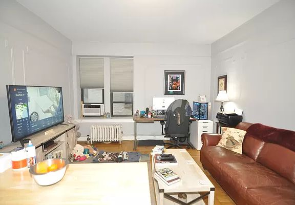 2nd image of 41-42 42nd St #1R