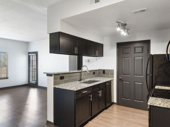 12900 E Loop 1604 N #737