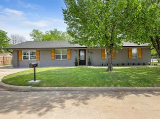610 S 10th St, Sanger, TX 76266