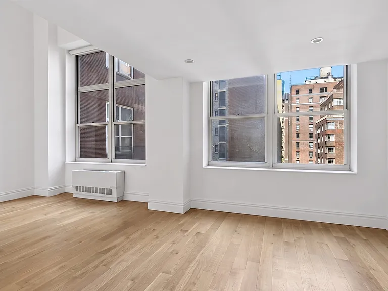 120 E 87th St #R8O — Photo 2