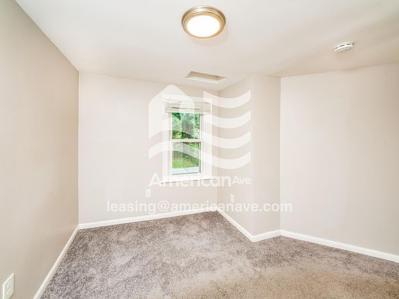 3rd image of 7180 Lemoyne Ave