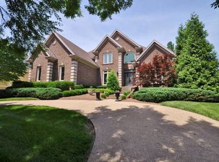 1113 Glenlake Way, Louisville, KY 40245