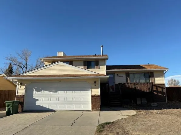 2207 Sierra Rd, Rock Springs, WY 82901