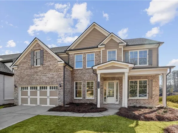 5967 Creek Indian Dr, Sugar Hill, GA 30518