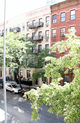 Rented by City & Suburban | media 7