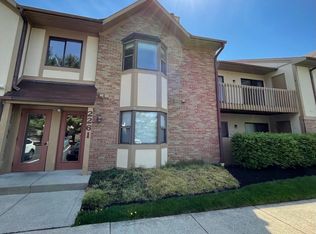 2261 Hedgerow Rd UNIT H, Columbus, OH 43220