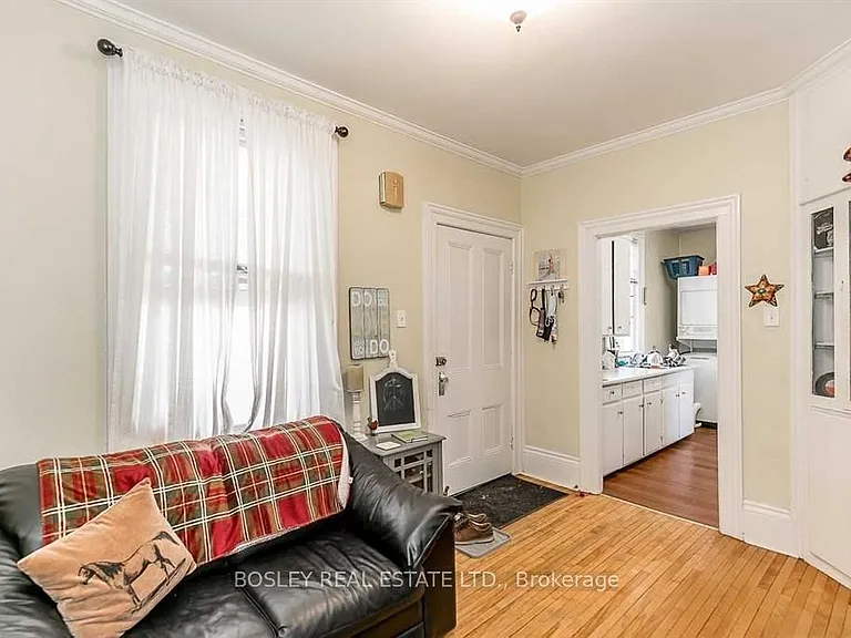 330 Botsford St #2 — Photo 3