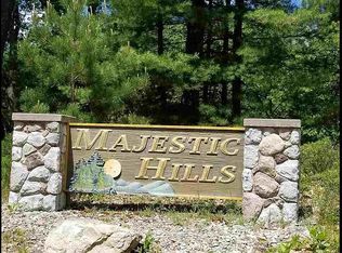 10 Majestic Hills Ct, Roscommon, MI 48653