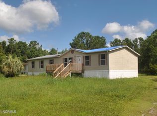 157 Country Club Rd, Sneads Ferry, NC 28460