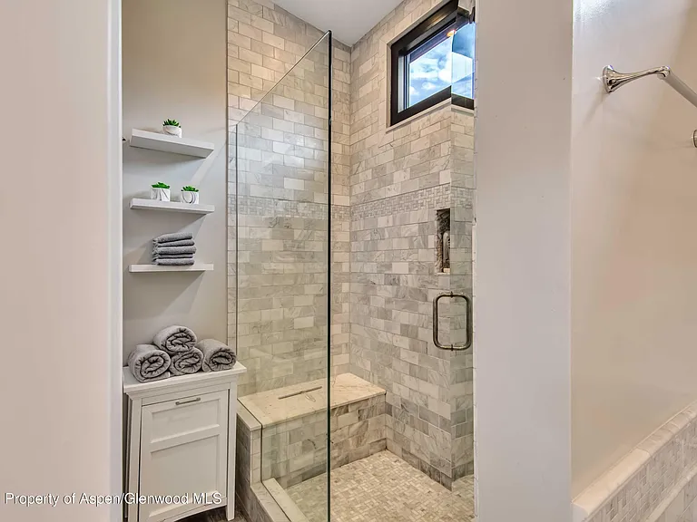 432 Fairway Dr — Photo 24