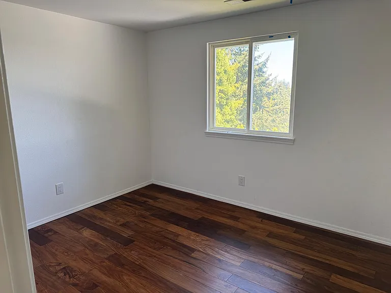 399 Kevin Ct SE — Photo 12