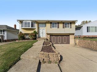 14775 Lisa Dr, Maple Heights, OH 44137