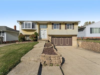 14775 Lisa Dr, Maple Heights, OH, 44137