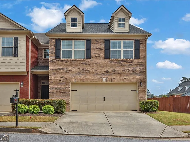 2145 Waterford Park Dr — Photo 1