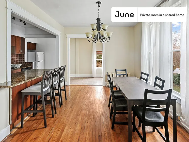 1334 Newton St NE #D — Photo 6