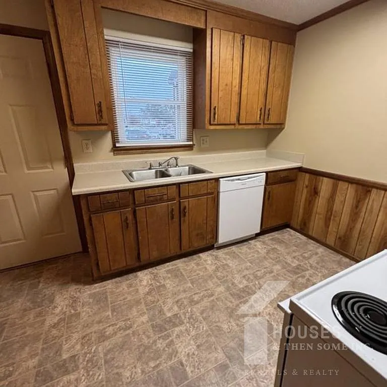 120 New Prospect Church Rd, Unit C — Photo 4