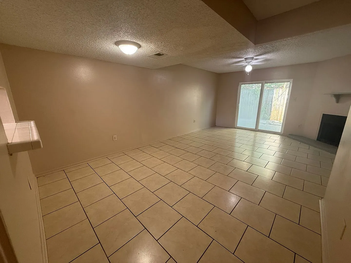 2 bedroom 2 bath condo in Plantation II Townhomes — Photo 3