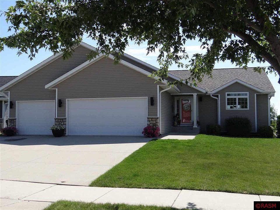1st image of 137 Flagstone Ln