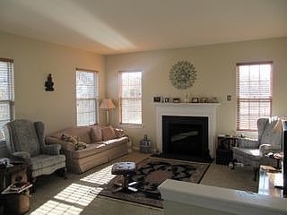 2nd image of 165 Wycombe Dr