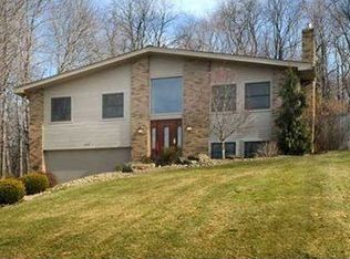 143 Edgewater Dr, Monaca, PA 15061