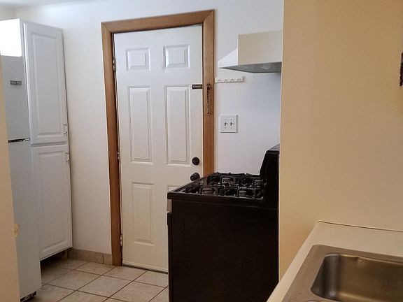5th image of 447 N Pennsylvania Ave Floor 1