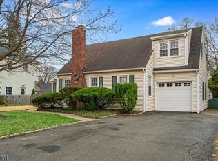 27 Prospect Ave, Pequannock Twp., NJ 07444