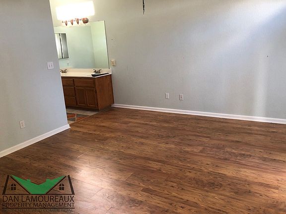 4th image of 340 Quail Dr
