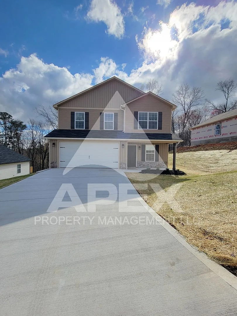 Beautiful 4 Bd 2.5 Ba Single Family home in Powell! — Photo 1