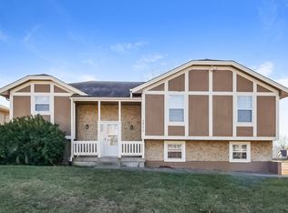 1711 Roberta Dr, Raymore, MO 64083