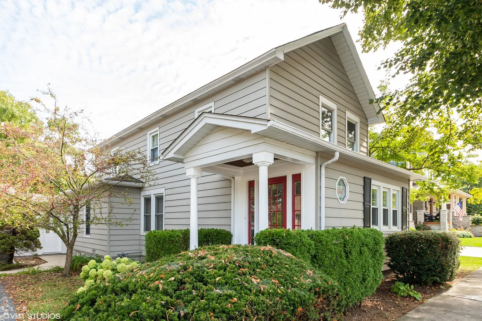 115 Ash St photo 1