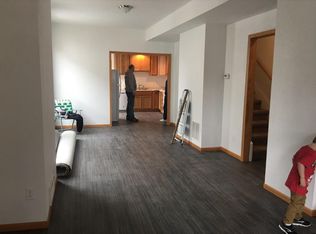 852 Alpine St, Dubuque, IA 52001