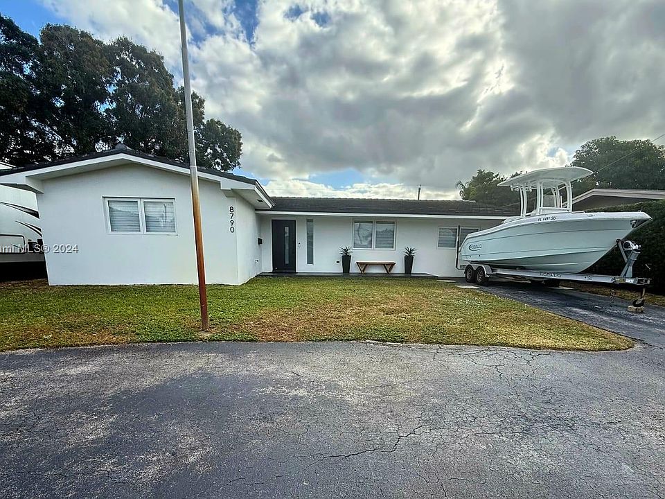 2nd image of 8790 NW 15th St