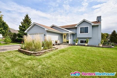 1st image of 3420 W Park Dr