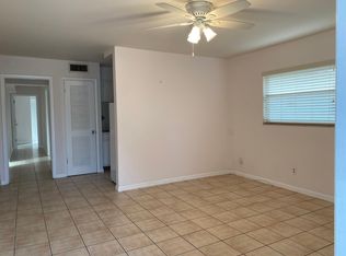 532 95th Ave N, Naples, FL 34108