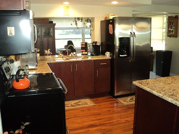 2nd image of 12302 Oak Forest Ln