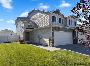 6605 Painted Rock Trl, Cheyenne, WY 82007