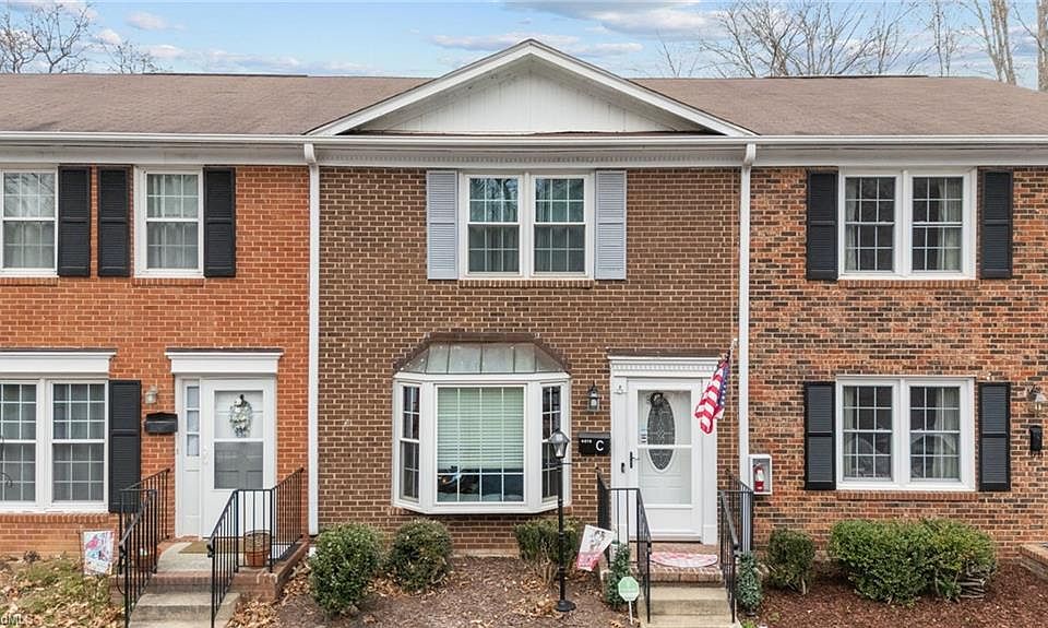 1st image of 4618 Lawndale Dr Unit C