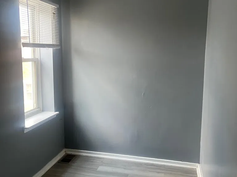 2106 S Shields St — Photo 10