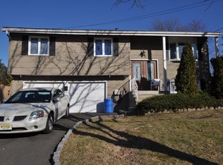 45 Arden Rd, Old Bridge, NJ 08857