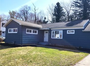 66 Lambert Dr, Rochester, NY 14616