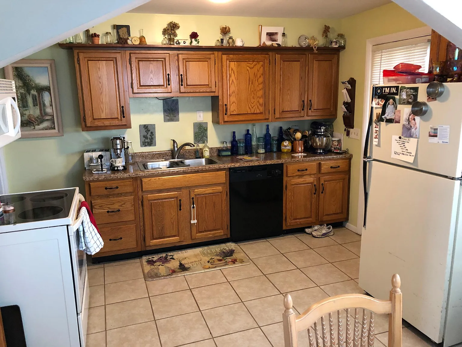 2 bed, 1000 sqft, $1,350 — Photo 3