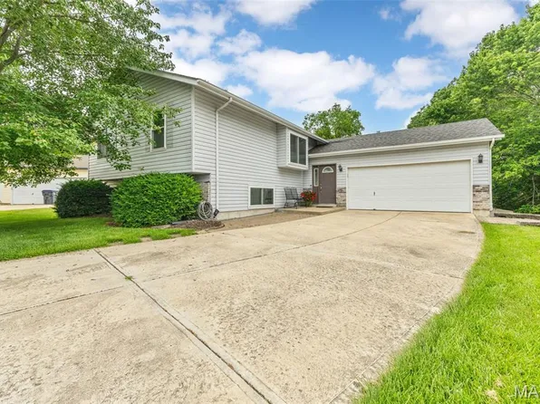 123 Heron Ct, Saint Peters, MO 63376