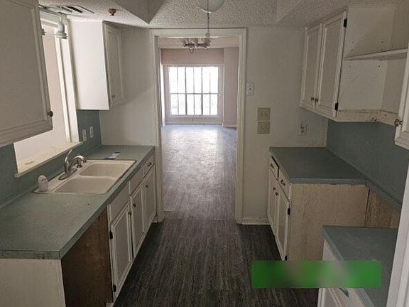 3rd image of 88 Townhouse Ln