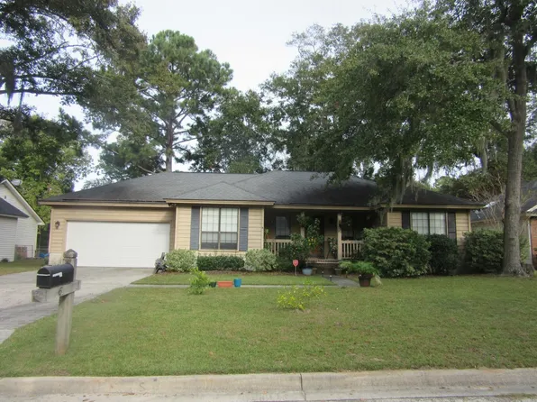 6 Sweet Gum Ct, Savannah, GA 31410