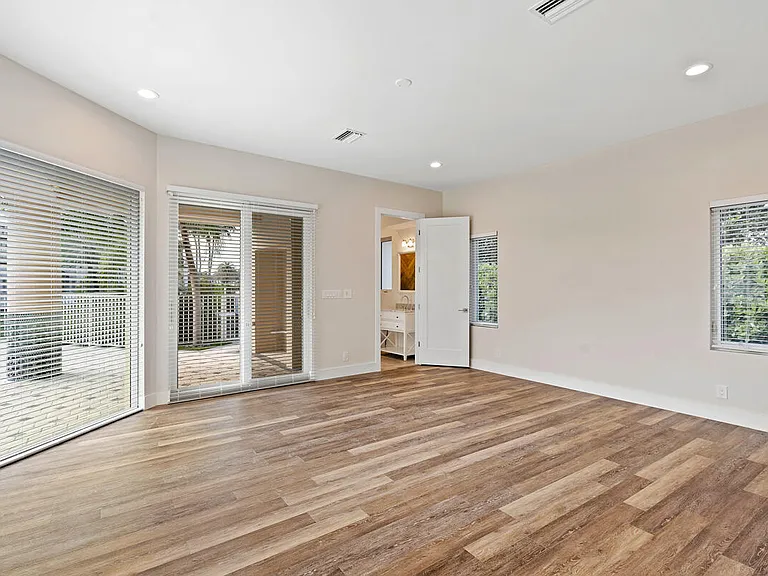 533 E Alexander Palm Rd — Photo 31