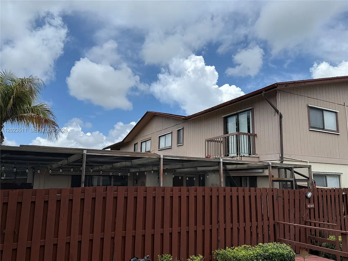 Building Photo - 4300 S Landar Dr