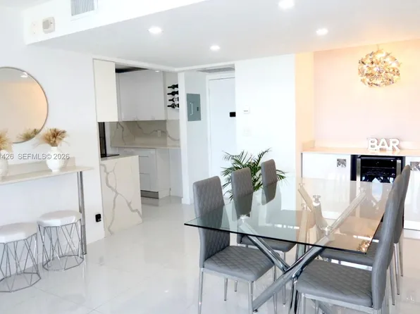 20301 W Country Club Dr APT 1422, Aventura, FL 33180