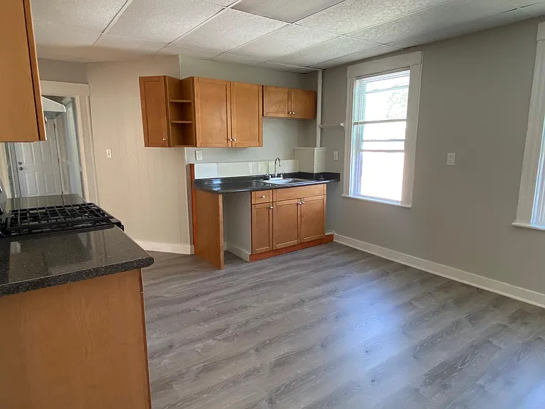 45-3 Upham Ct #3 — Photo 3