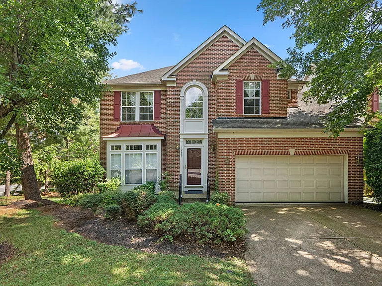 10209 Juniper Dr — Photo 1