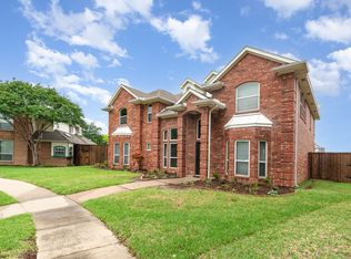1303 Laura Ln, Carrollton, TX 75007